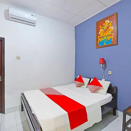 OYO 3244 Grand Chandra Hotel Denpasar Exteriör bild