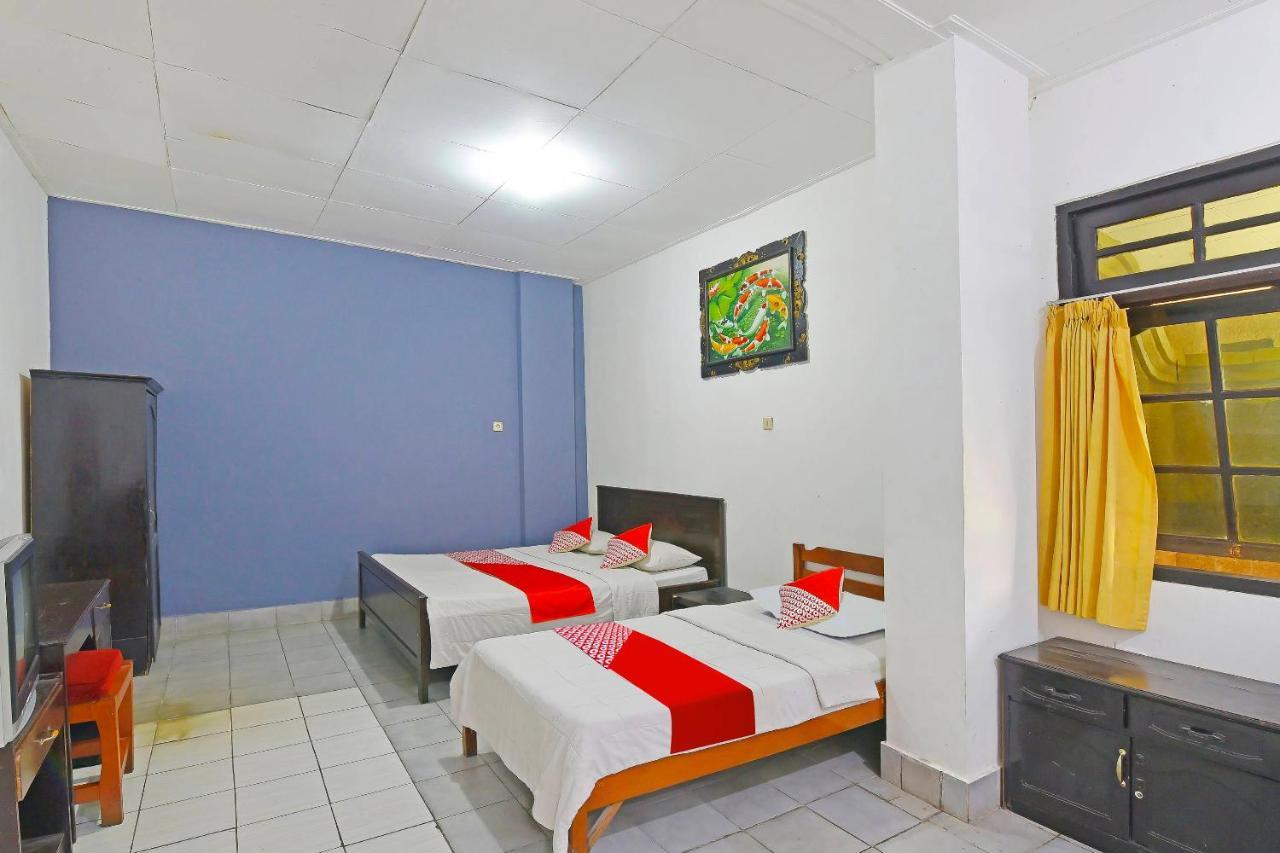 OYO 3244 Grand Chandra Hotel Denpasar Exteriör bild