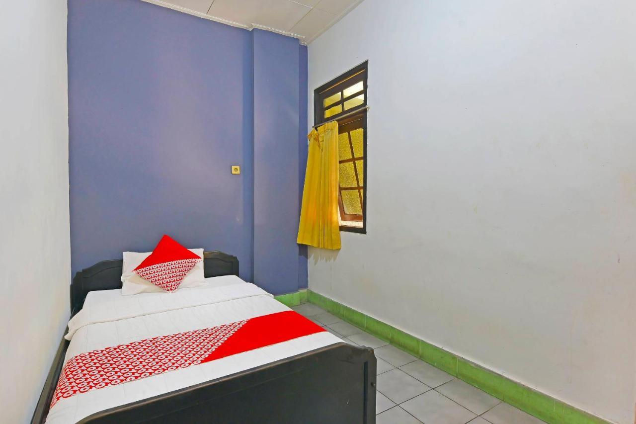 OYO 3244 Grand Chandra Hotel Denpasar Exteriör bild