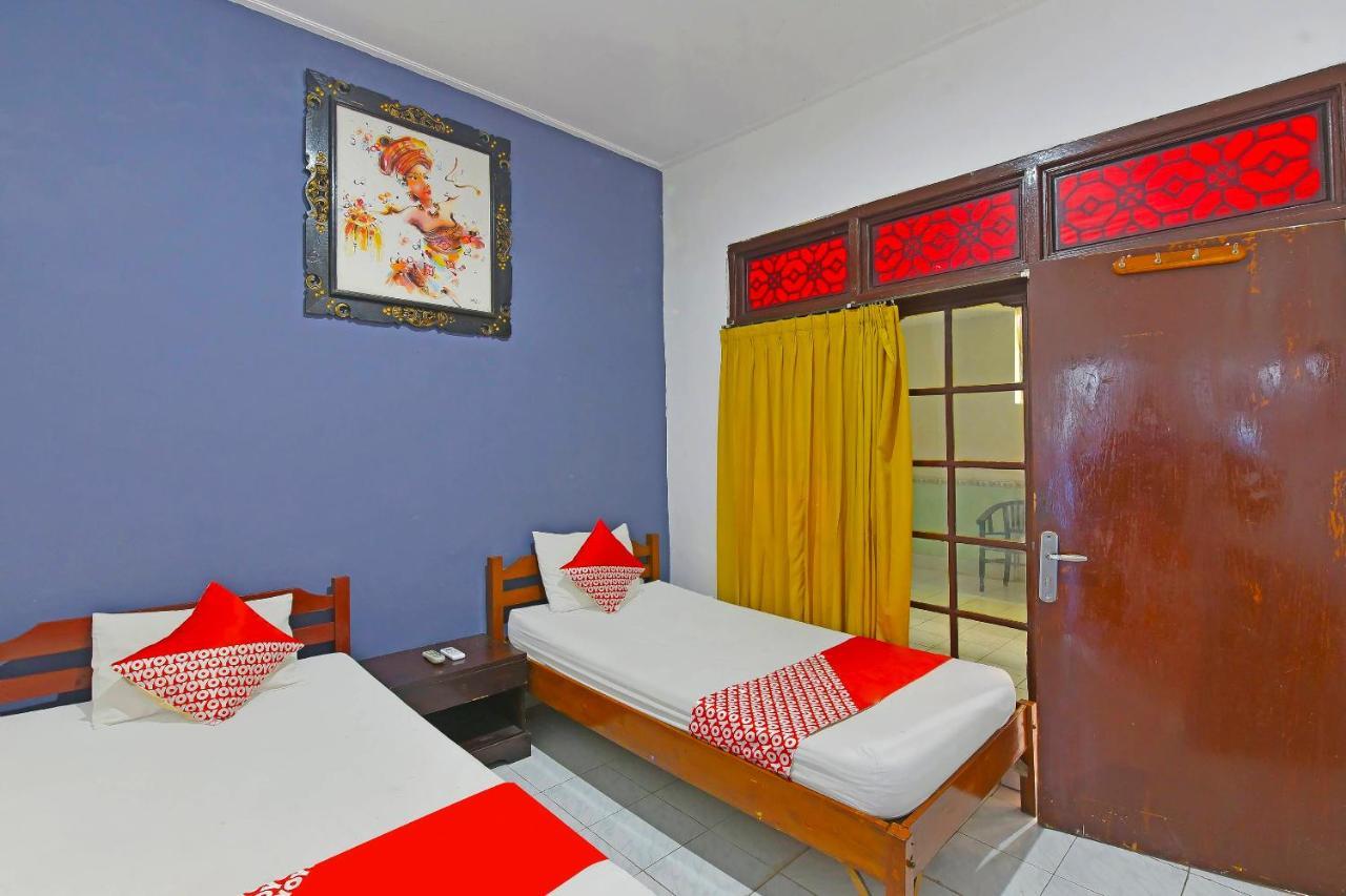 OYO 3244 Grand Chandra Hotel Denpasar Exteriör bild